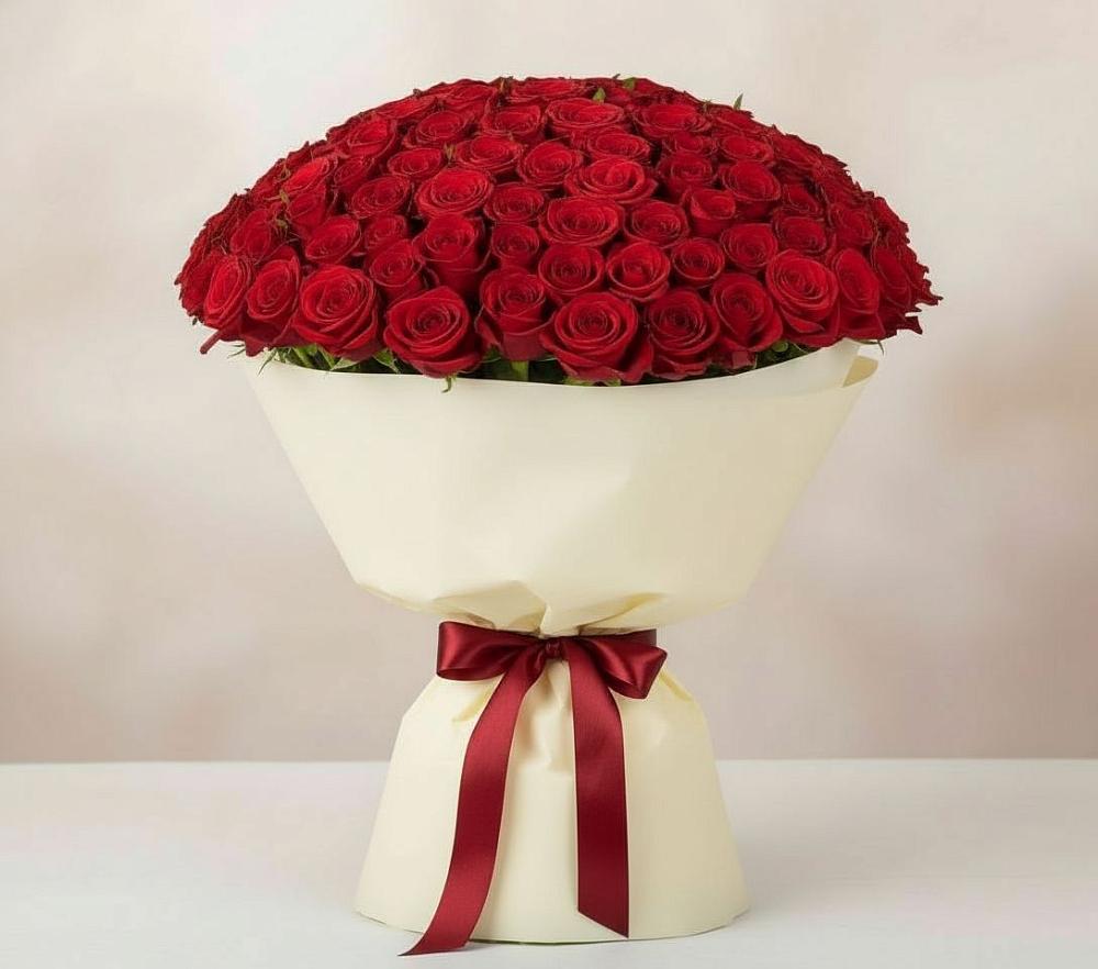 Букет 101 Красная роза Милано в Янталь