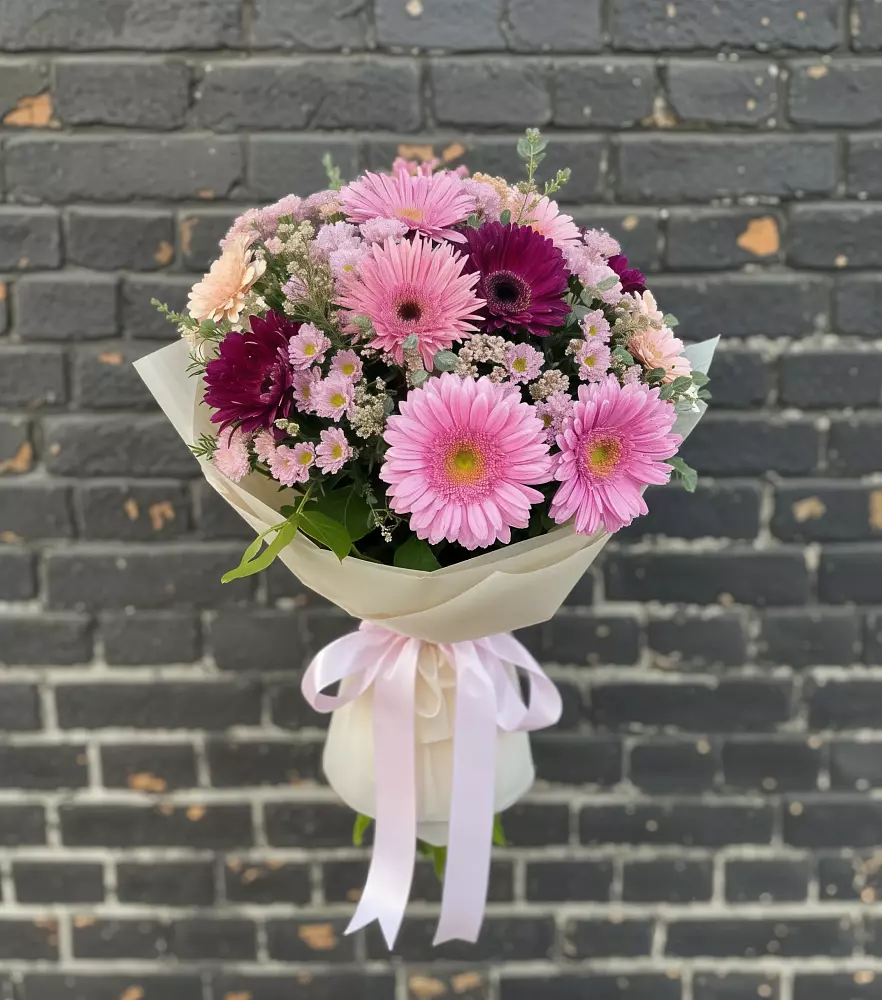 Букет цветов из: Герберы и Хризантемы в Янталь