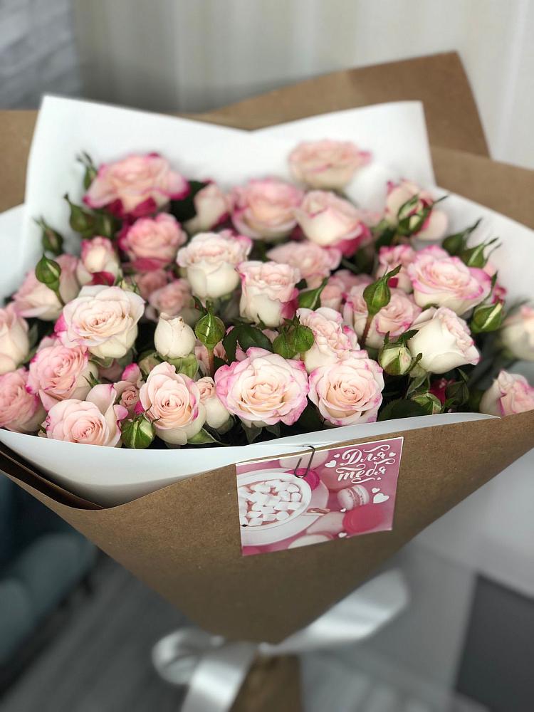 Букет цветов из: Розы в Янталь