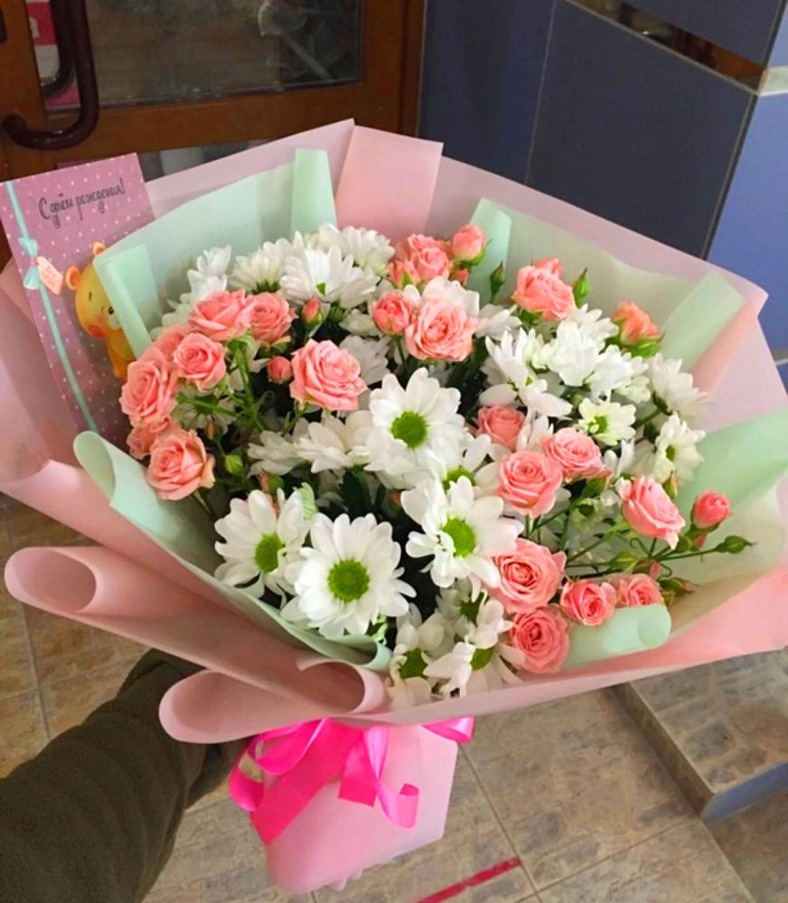 Букет цветов из: Розы и Хризантемы в Янталь