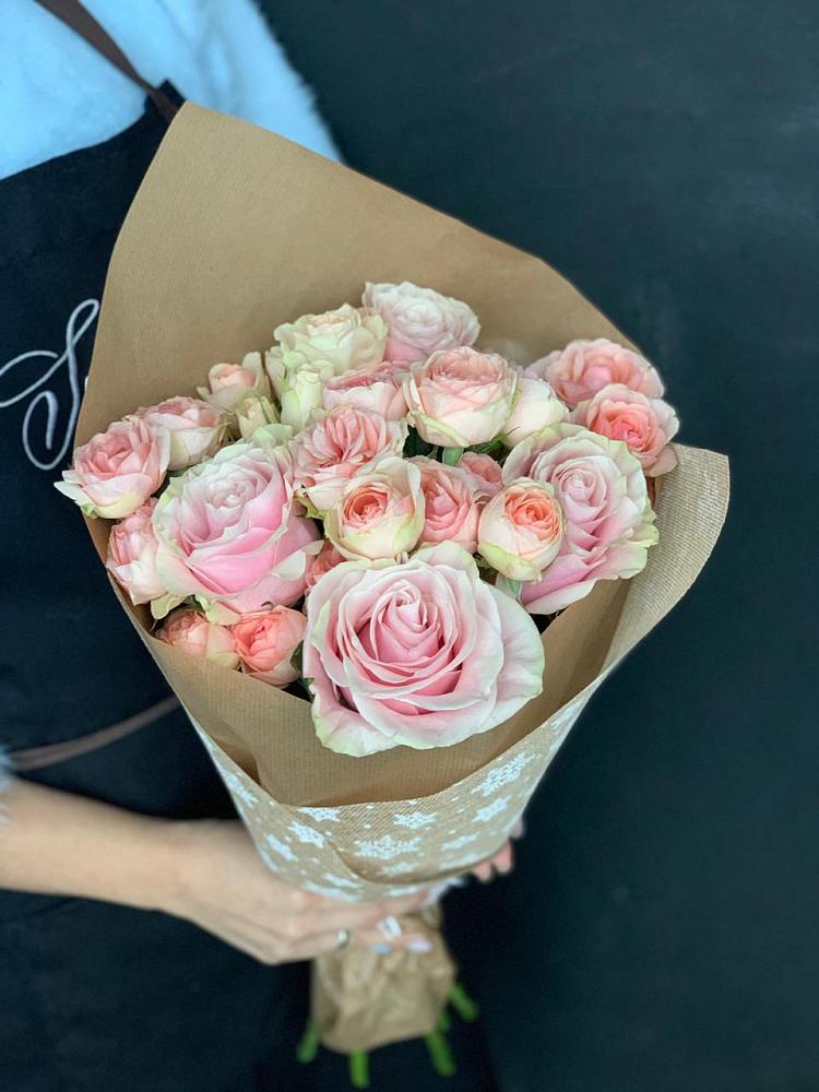 Букет цветов из: Хризантемы и Розы в Янталь