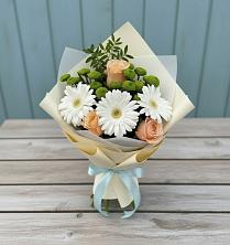 Букет цветов из:  Герберы, Розы и Хризантемы в Янталь