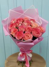 Букет 15 Розовых роз Равель в Янталь