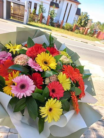 Букет цветов из: Герберы в Янталь
